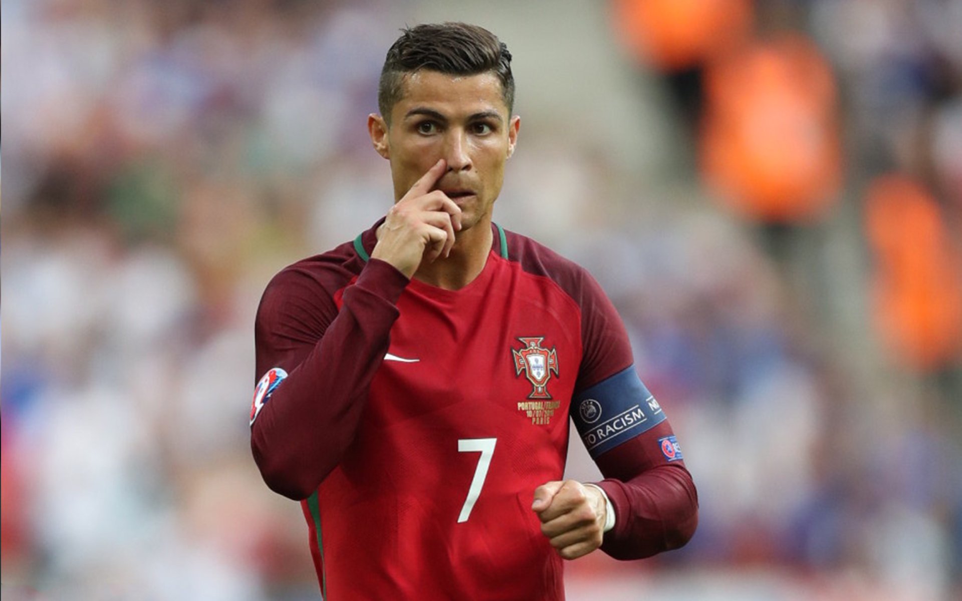 _无人机竞速赛：空中速度的全新体验_，无人机飞行比赛视频